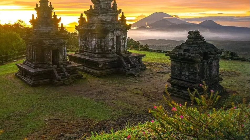 Wisata Terbaru 2024 Semarang? Edukasi Bersejarah Sangat Unik Candi Gedong Songo, Bisa Belajar Sambil Piknik