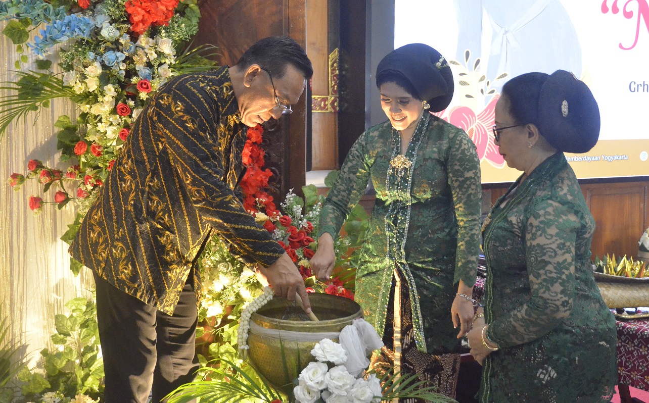Tradisi Mitoni Jadi Inovasi Budaya untuk Cegah Stunting di Kota Yogyakarta