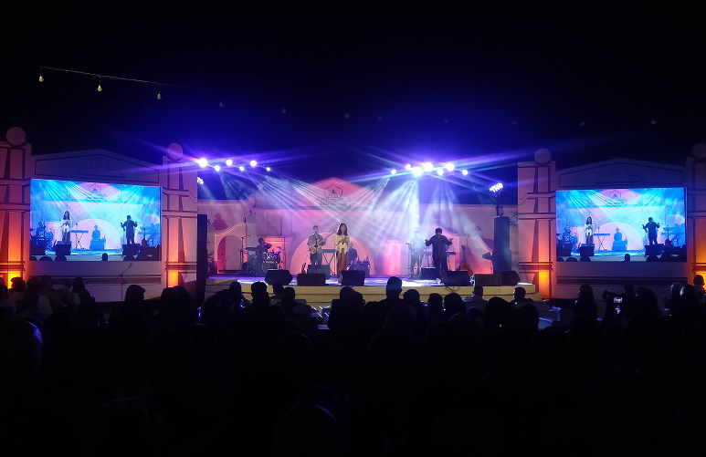 Gelak Tawa Penonton Hiasi Pertunjukan Raminten Jamu-Joke & Jazz 2025