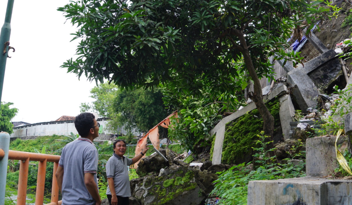 Pemkot Yogyakarta Segera Bangun Rumah untuk Warga yang Terdampak Talud Longsor di Ngampilan