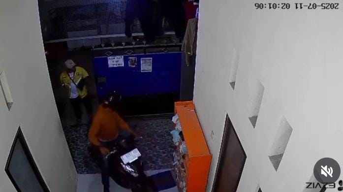 Komplotan Spesialis Gasak 4 Sepeda Motor Hanya Butuh 20 Menit, Aksinya Terekam CCTV Satroni Rumah Kos Bangsri