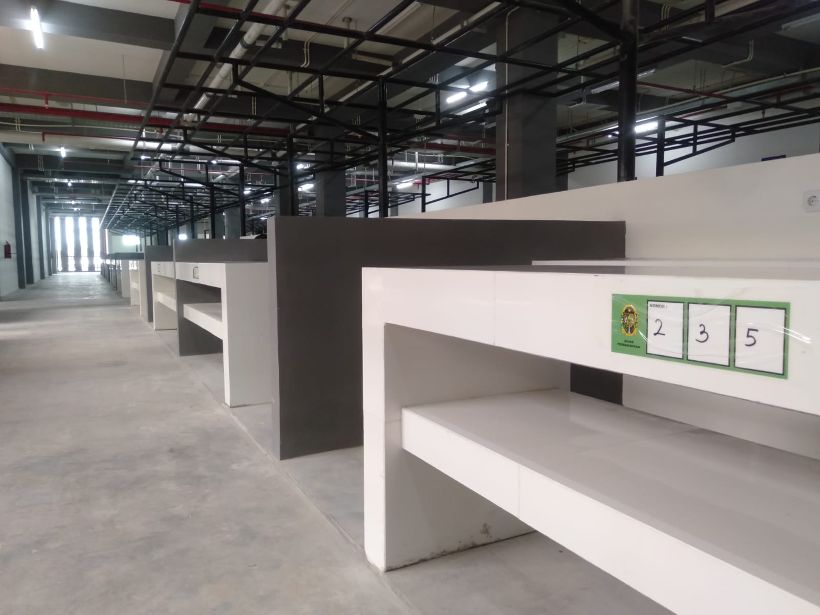 Pedagang Mulai Cek Kios, Pasar Terban Yogyakarta Segera Beroperasi