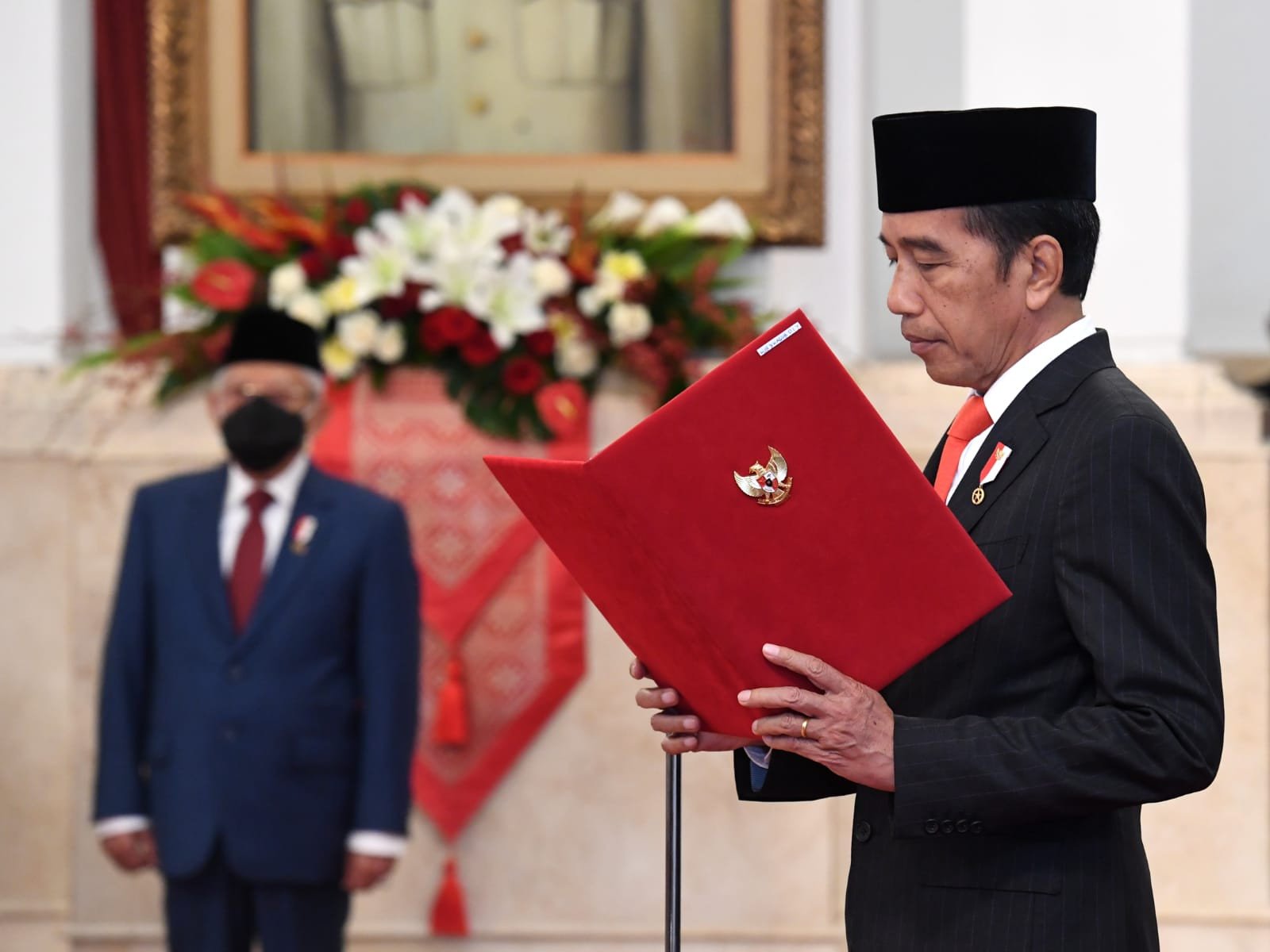Ijazah Presiden Jokowi Berbeda, Begini Penjelasan Rektor UGM 