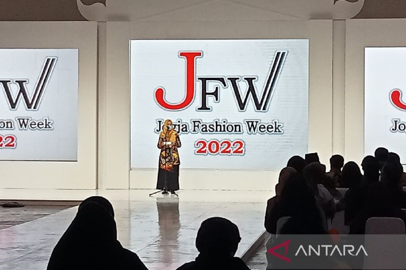 Sultan HB X Ingin Jogja Fashion Week jadi Agenda Tahunan