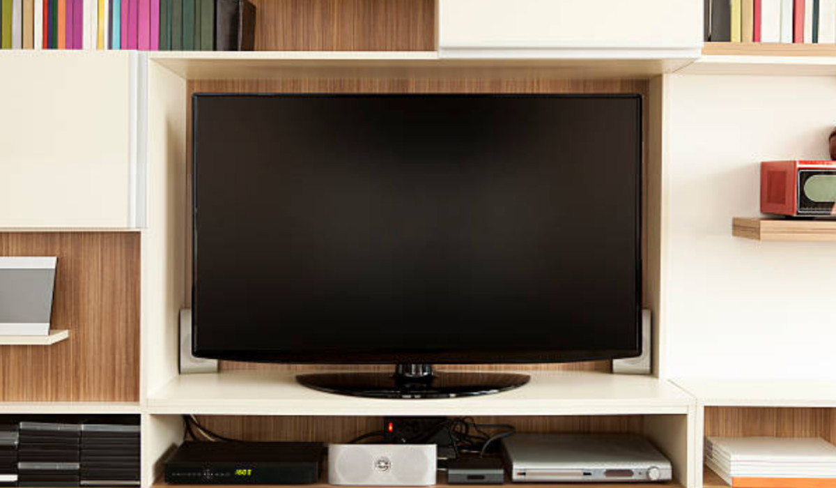 5 Daftar Smart TV Terbaik Punya Desain Mewah dan Elegan, Bikin Ruanganmu Makin Cantik