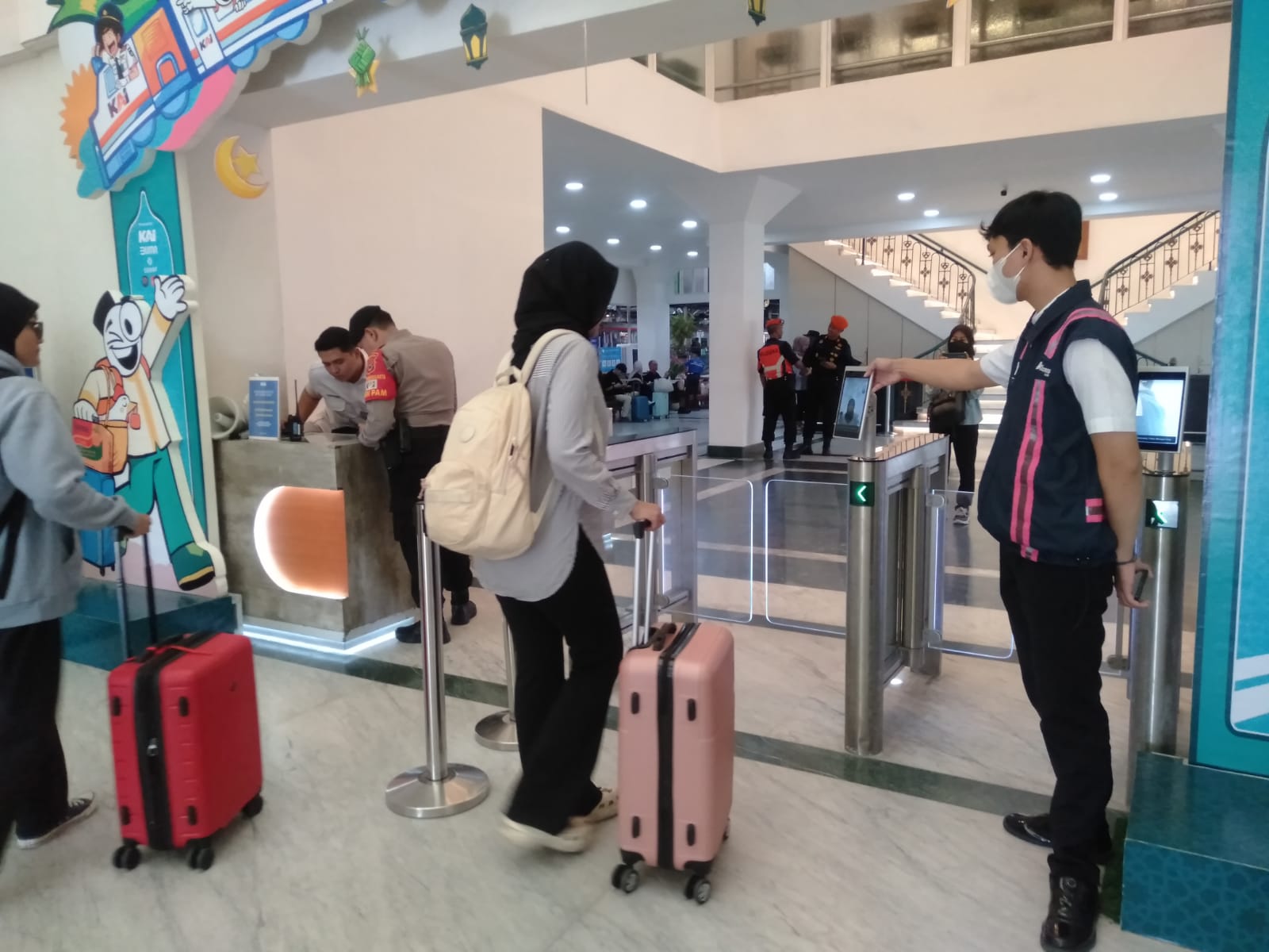 Potensi Kepadatan Aksi May Day, KAI Daop 6 Yogyakarta Imbau Penumpang Antisipasi Perjalanan ke Stasiun