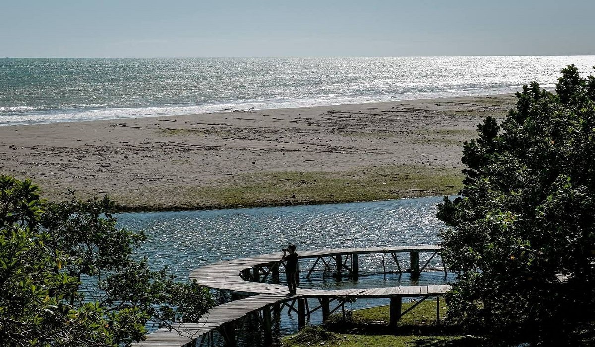 6 Pilihan Wisata Menarik di Padang Pariaman, Tawarkan Sensasi Liburan Tak Terlupakan