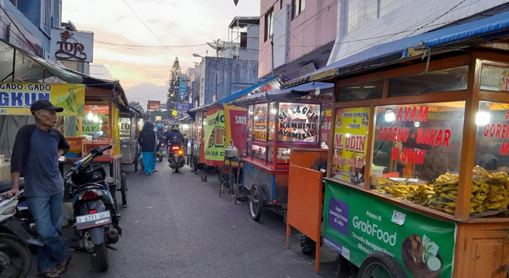 Bukan Cuma Dodol, Ini Jajaran Kuliner Malam Garut yang Bikin Lidah Ketagihan!