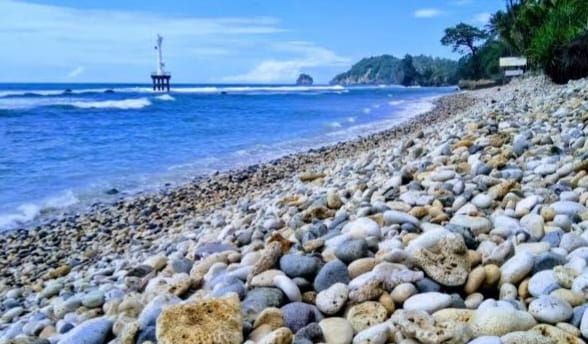 Temukan Keindahan Pantai Pidakan, Surga Tersembunyi Wisata Terbaru 2024 Pacitan