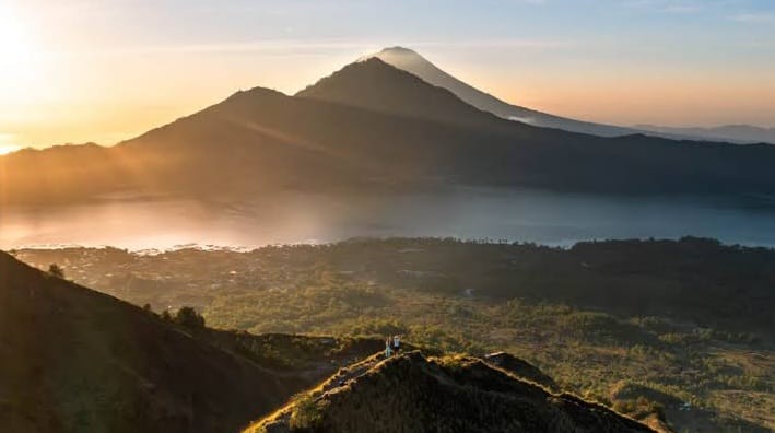 Sensasi Pendakian Wisata Terbaru 2024 Gunung Batur Bali, Pesona View Matahari Terbit yang Menakjubkan