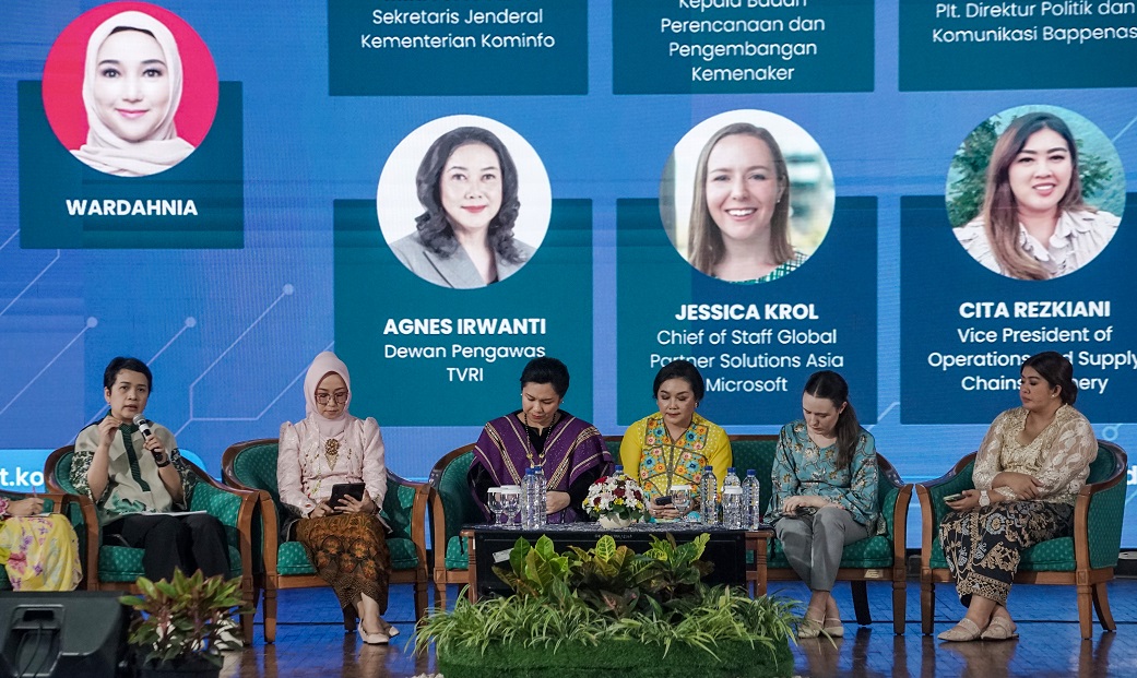 Hari Kartini dan Hardiknas, Kominfo RI Dorong Peran Talenta Perempuan Menyongsong Indonesia Emas 2045