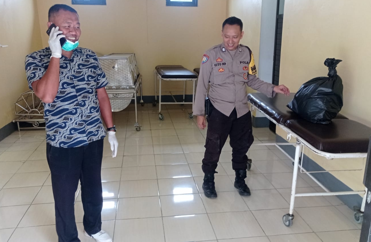 Warga Desa Winduaji Gempar, Kerangka Manusia Mengering Ditemukan Dari Sela Bangunan Kosong