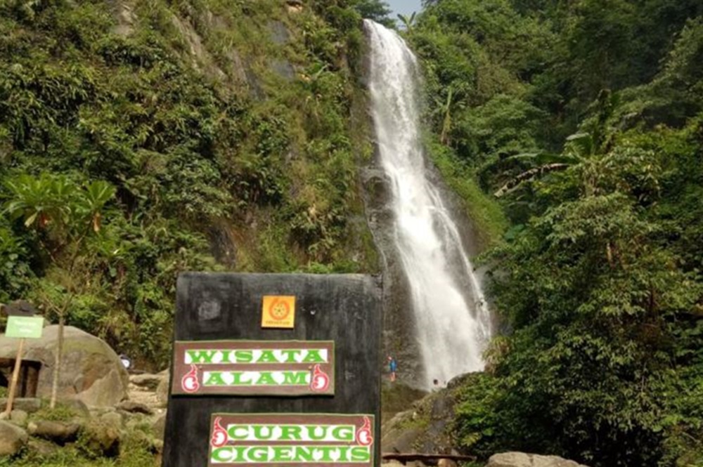 7 Wisata Curug di Karawang, Keindahan Wisata Alam Paling Cocok untuk Menenangkan Pikiran