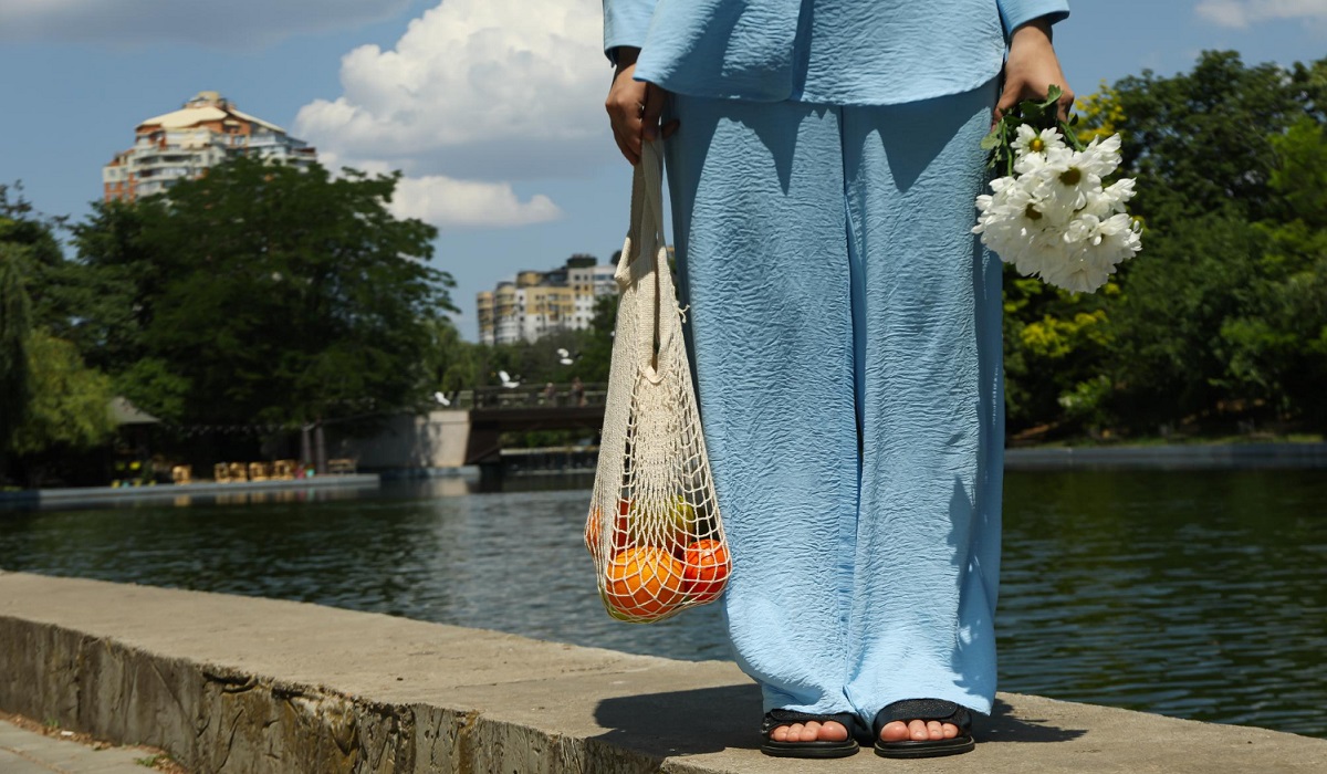 Gaya Chic dan Nyaman, Simak 10 Ide Styling Outfit Celana Palazzo yang Stylish di Berbagai Acara