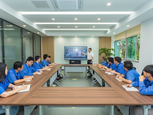 Rapat Adem, Ide Cemerlang Menggunakan AC Terbaik Bikin Suasana Kantor Nyaman