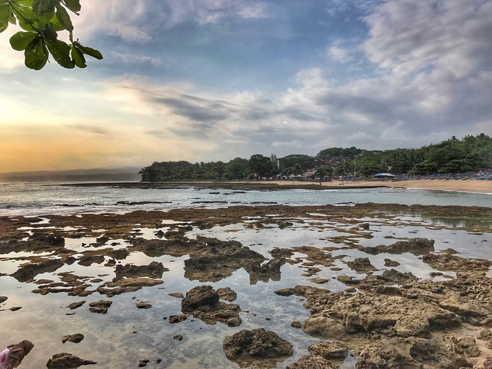 Simak Wisata Terbaru 2024 Pantai Yang Dekat Dengan Bandung Cocok Buat Ngabuburit dan Libur Lebaran