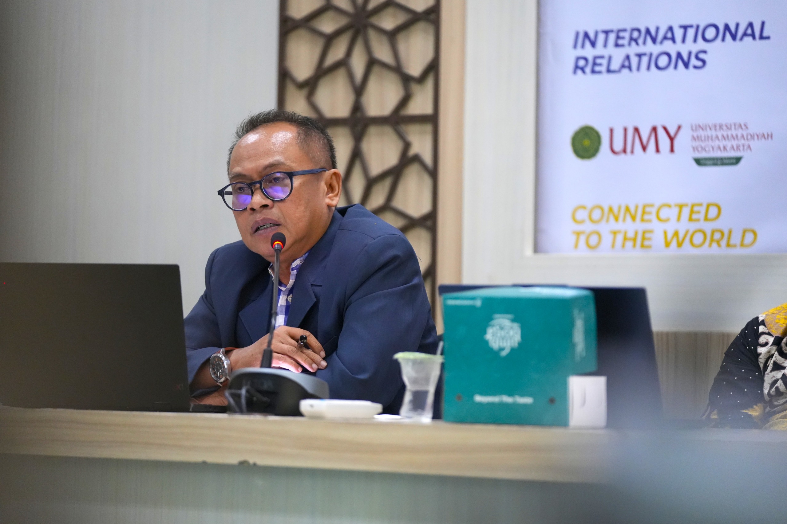 Pakar HI UMY Nilai Diplomasi Prabowo Terjebak FOMO dan Narasi Antek Asing