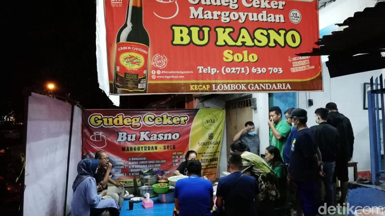 Jangan Lewatkan Destinasi Kuliner Malam Terbaik di Solo, Cek Info Lengkapnya Berikut Ini