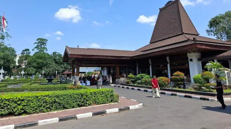 Menjelajahi Kuliner Lewat Daftar Lokasi Berburu Takjil Terpopuler di Solo, Cek Info Selengkapnya Disini