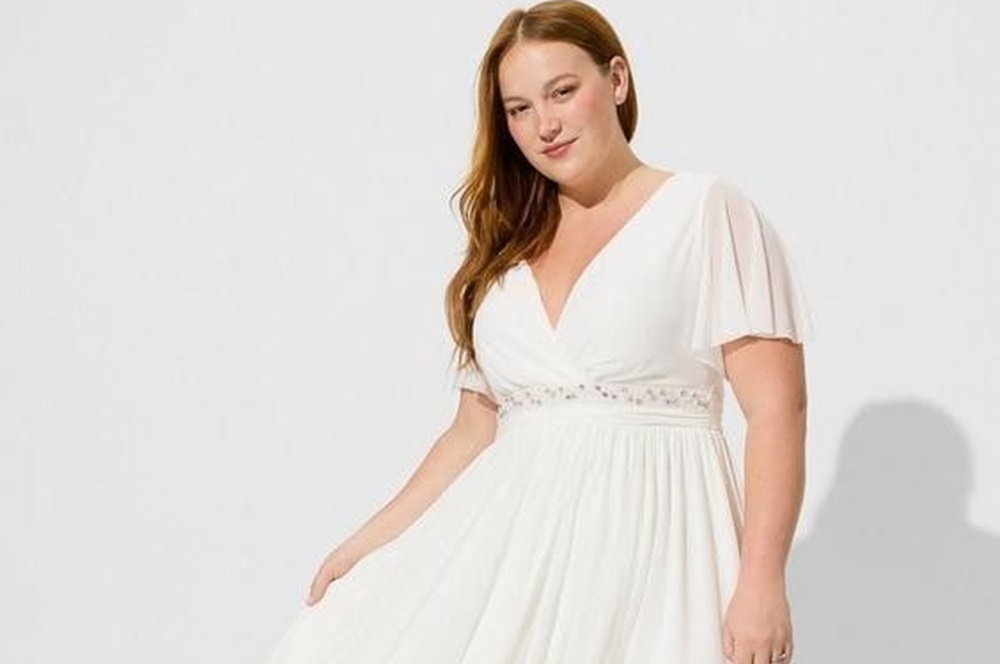 Tampil Anti Minder, Inilah Model Long Dress untuk Orang Gemuk Agar Terlihat Langsing