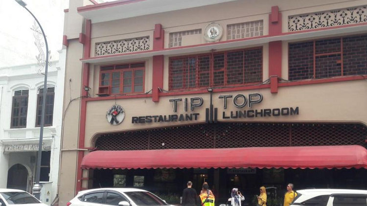 Daftar Tempat Makan Siang Paling Rekomendasi di Kota Medan, Simak Info Lengkapnya Berikut Ini