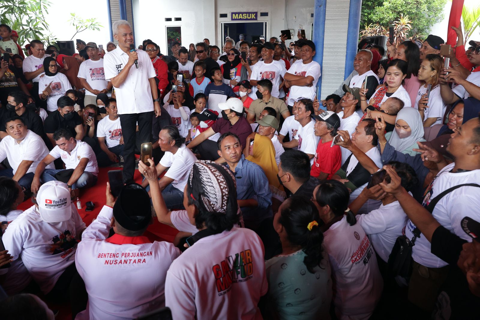 Ganjar Presiden : Semua Kapal Ikan Asing Yang Bandel Akan Ditenggelamkan