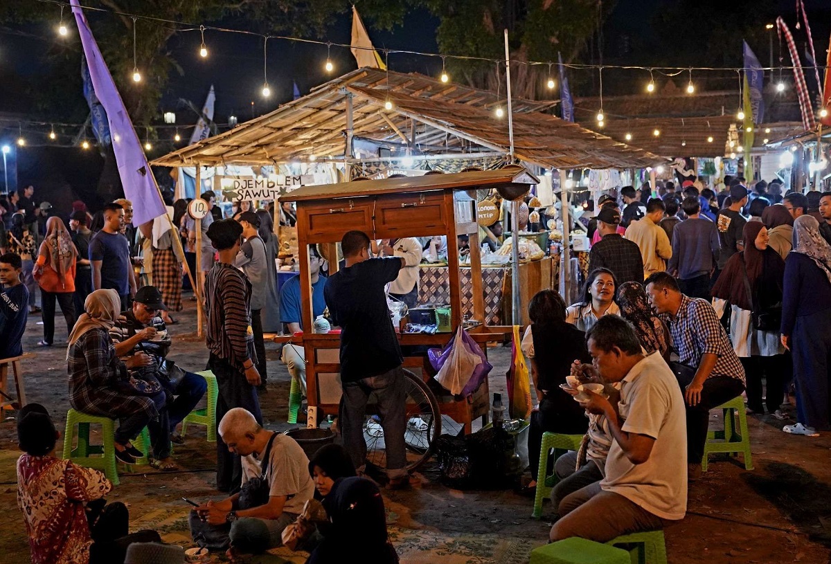 Pesta Rakyat Hadening Kadipaten Pakualaman, Ribuan Orang Padati Pasar Sewandanan