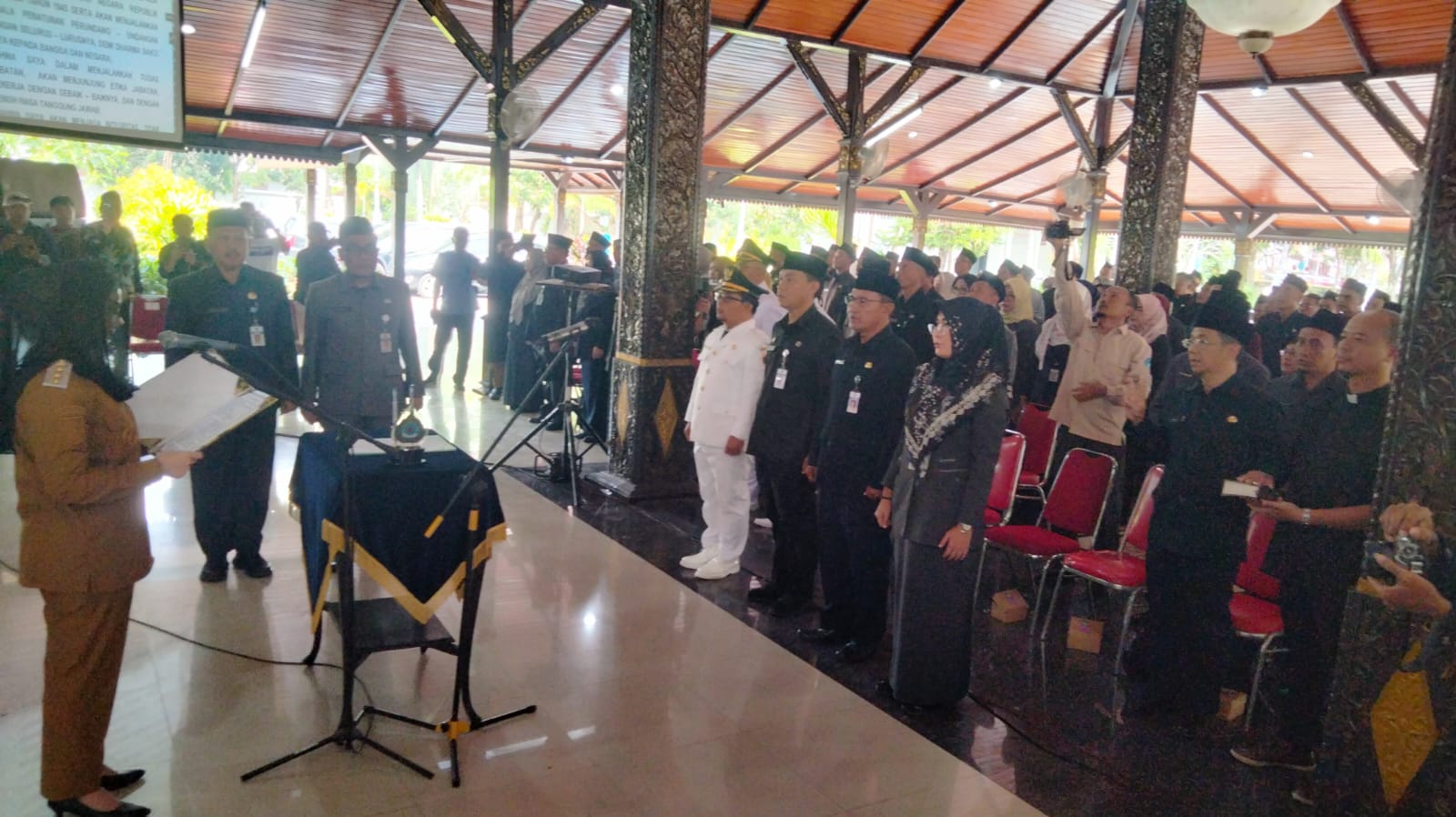 Bupati Brebes Paramitha Lantik 114 ASN, Ingatkan Jangan Baper Buktikan Kerja Fokus dan Nyata