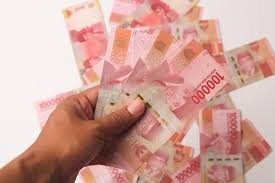 Daftar Aplikasi Pinjol Viral Yang Berizin Resmi OJK 2025, Limit Awal Mencapai Rp2 Juta Langsung Cair