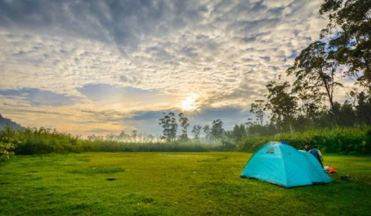 Wisata Terbaru 2024 Bukit Saung Geulis, Sajikan Suasana Camping Ground Asyik, Simak Disini