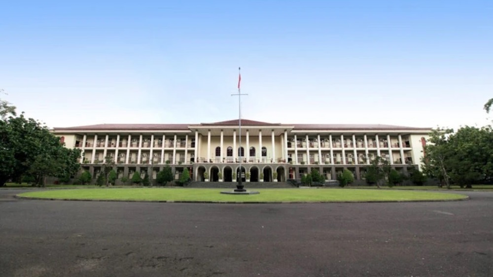 Daftar Universitas Terbaik di Yogyakarta Versi UniRank 2024, UGM Peringkat Satu