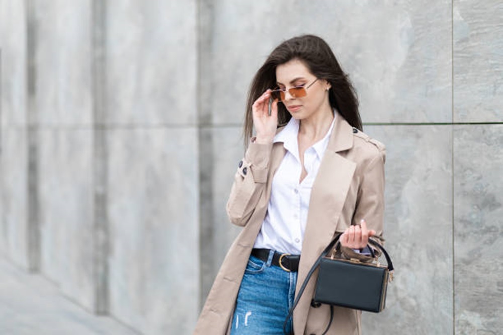 Tampil Modis dan Elegan dengan 5 Tren Fashion di Tahun 2025 Ini, Patut Dicoba