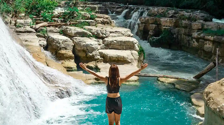 Mengungkap Pesona Tersembunyi Sumba Timur, Keindahan Air Terjun Tanggedu Berikut Info Selengkapnya