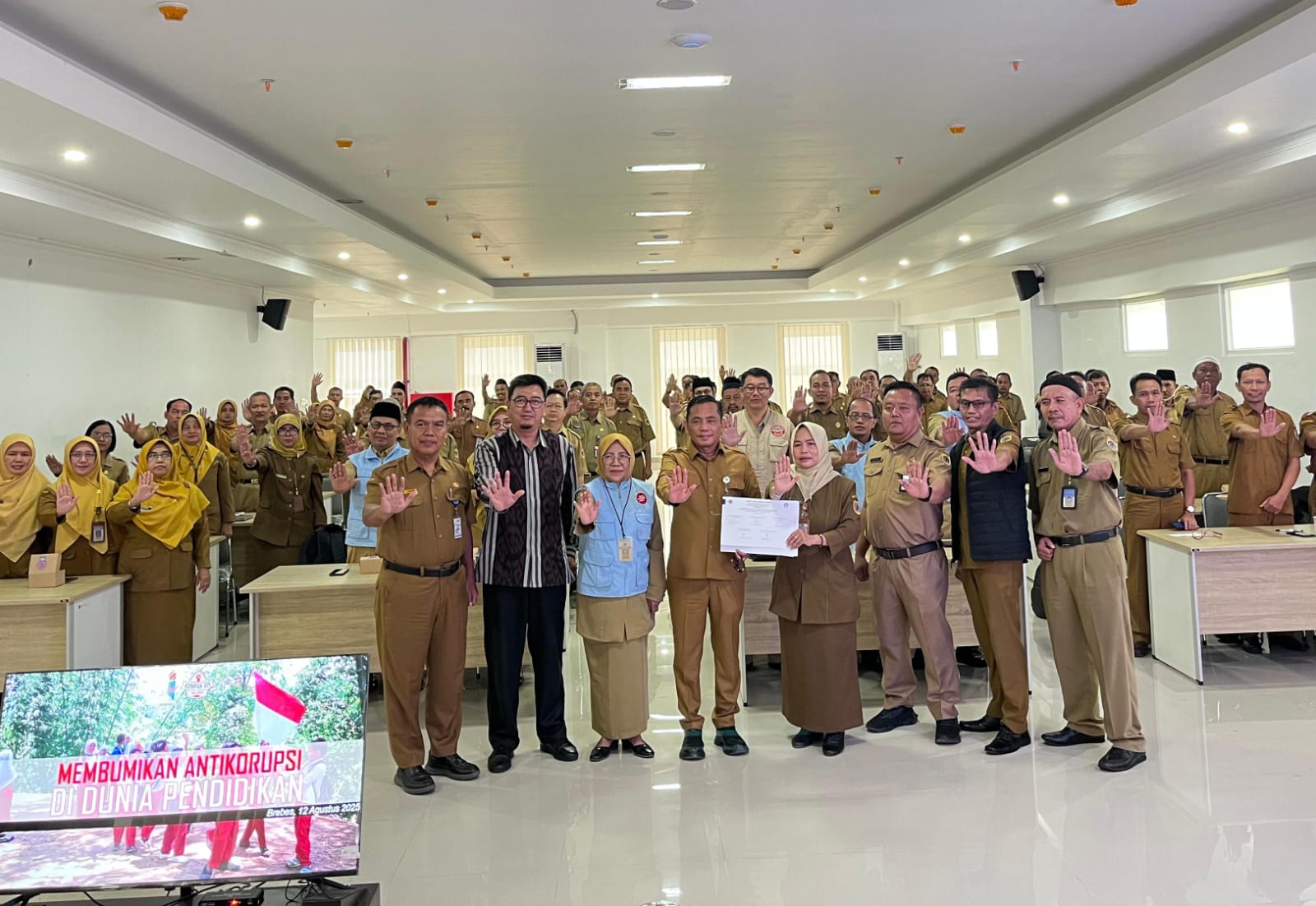 Kepala SD dan SMP di Kabupaten Brebes Kompak Sepakat Cegah Pungli Hingga Tolak Gratifikasi