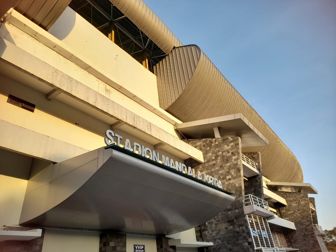 Baharuddin Kamba: KPK Harus Telusuri Pihak Lain yang Terlibat Kasus Korupsi Stadion Mandala Krida
