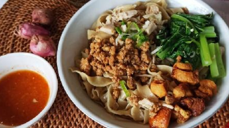 Bakmi Hidden Gem Topping Babi di Perumahan Jakarta Barat
