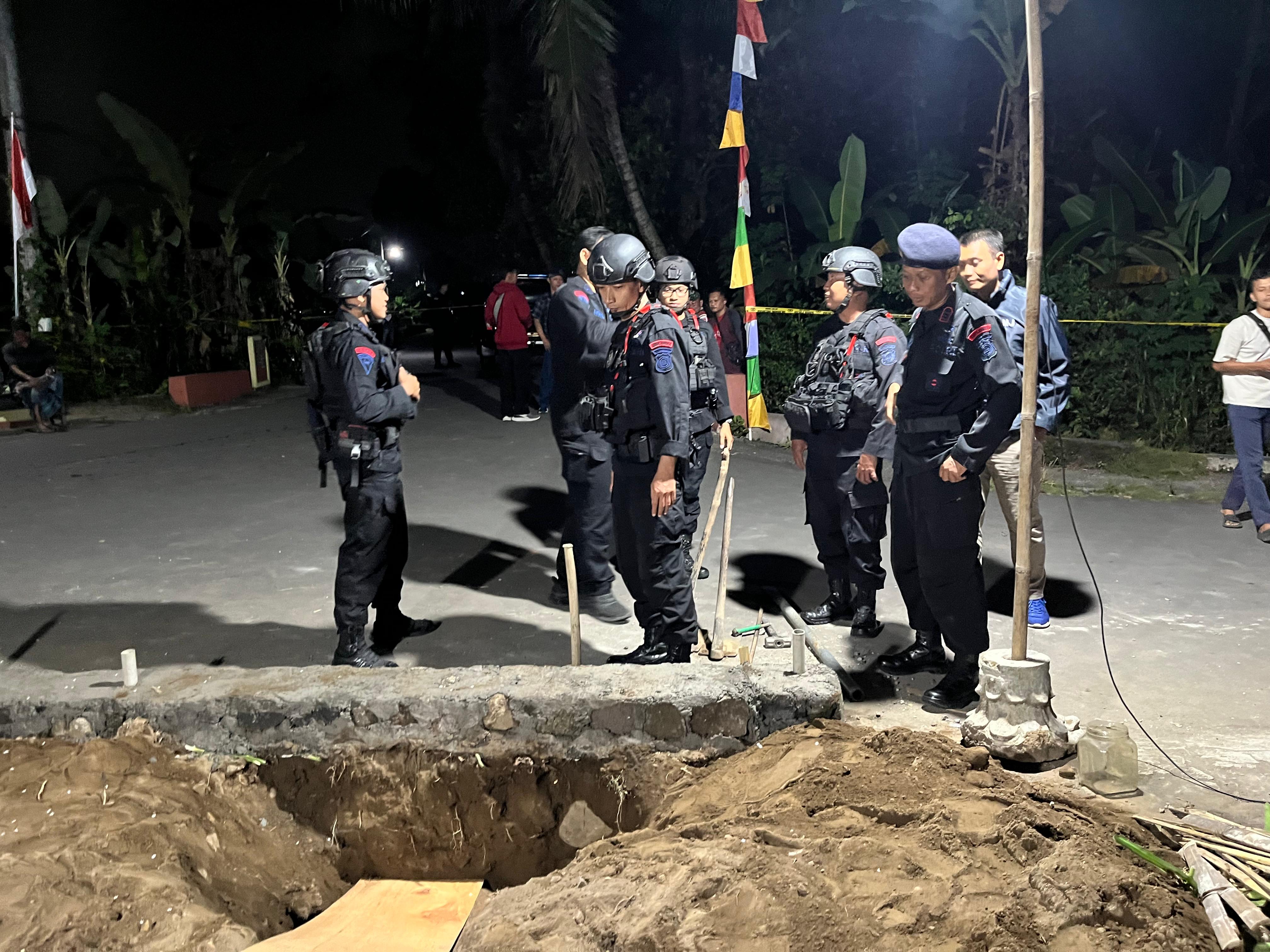 Penemuan Peluru Mortil Satu Meter di Ngemplak Sleman, Gegana Brimob Polda DIY Diterjunkan