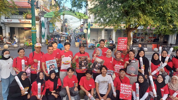 Puluhan Orang Ikuti Funwalk, Kampanye KTR di Kawasan Malioboro