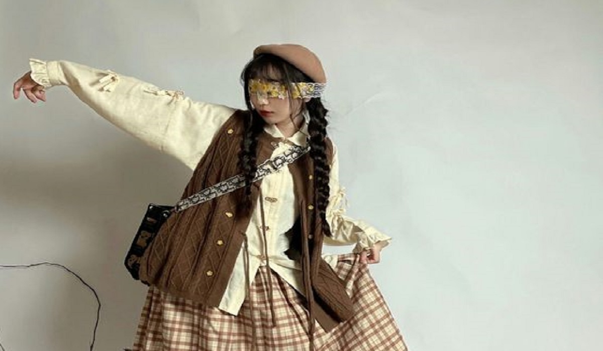 Tampil Menawan Ala Gadis Jepang, Intip 5 Ide Paduan Outfit Menarik Mori Girl Style