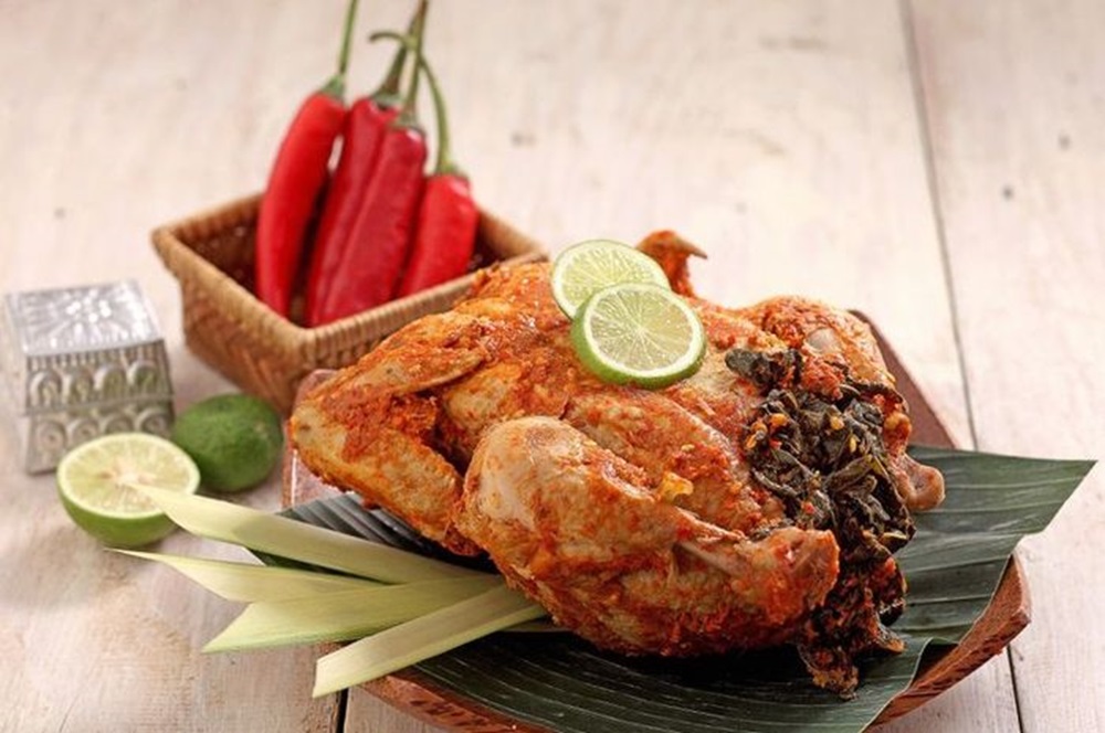 Mencicipi 6 Kuliner Ayam Khas Bali, Lezat dengan Cita Rasa Berlimpah Bumbu