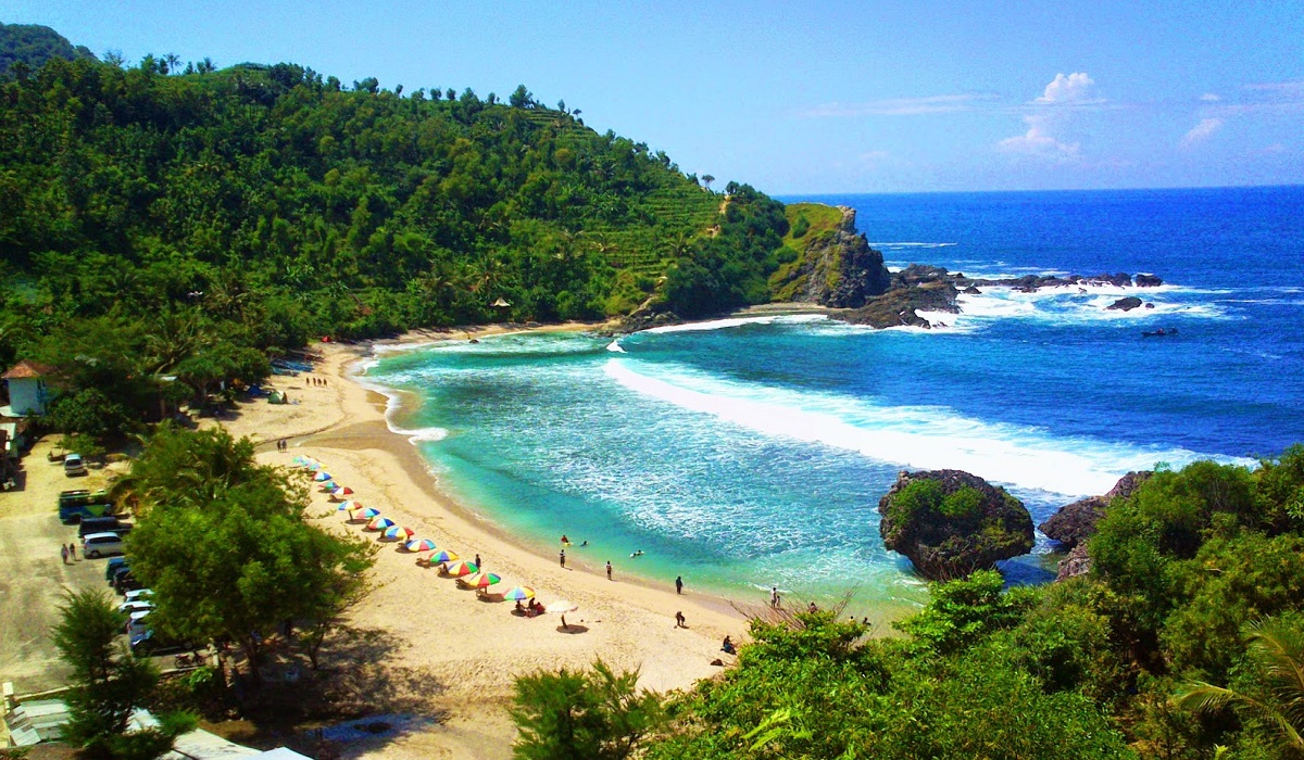 5 Rekomendasi Wisata Pantai Jogja dengan Panorama Indah dan Harga Tiket Terjangkau, Cek Disini