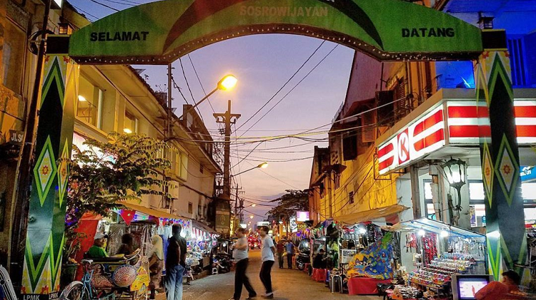 Gak Pernah Sepi, Ini Daftar Destinasi Wisata Paling Menarik di Sekitar Koridor Malioboro