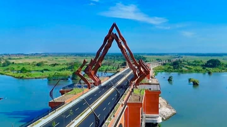 Menangkap Keindahan Senja di Jembatan Pandansimo yang Jadi Wajah Baru Yogyakarta, Berikut Informasi Lengkapnya