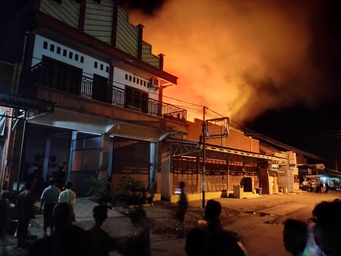 Toko Nada Market di Kecamatan Songgom Terbakar, Kerugian Capai Rp 1 Miliar