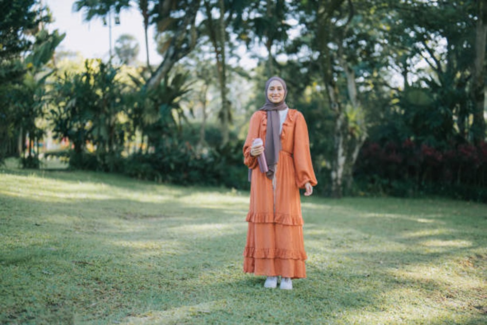 Inspirasi Gamis Remaja dengan Model Casual yang Anggun dan Elegan, Trendy untuk Segala Acara