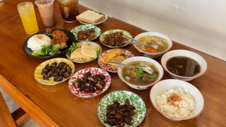 Masuk Saran Daftar Rekomendasi Kuliner Pagi Paling Populer di Solo