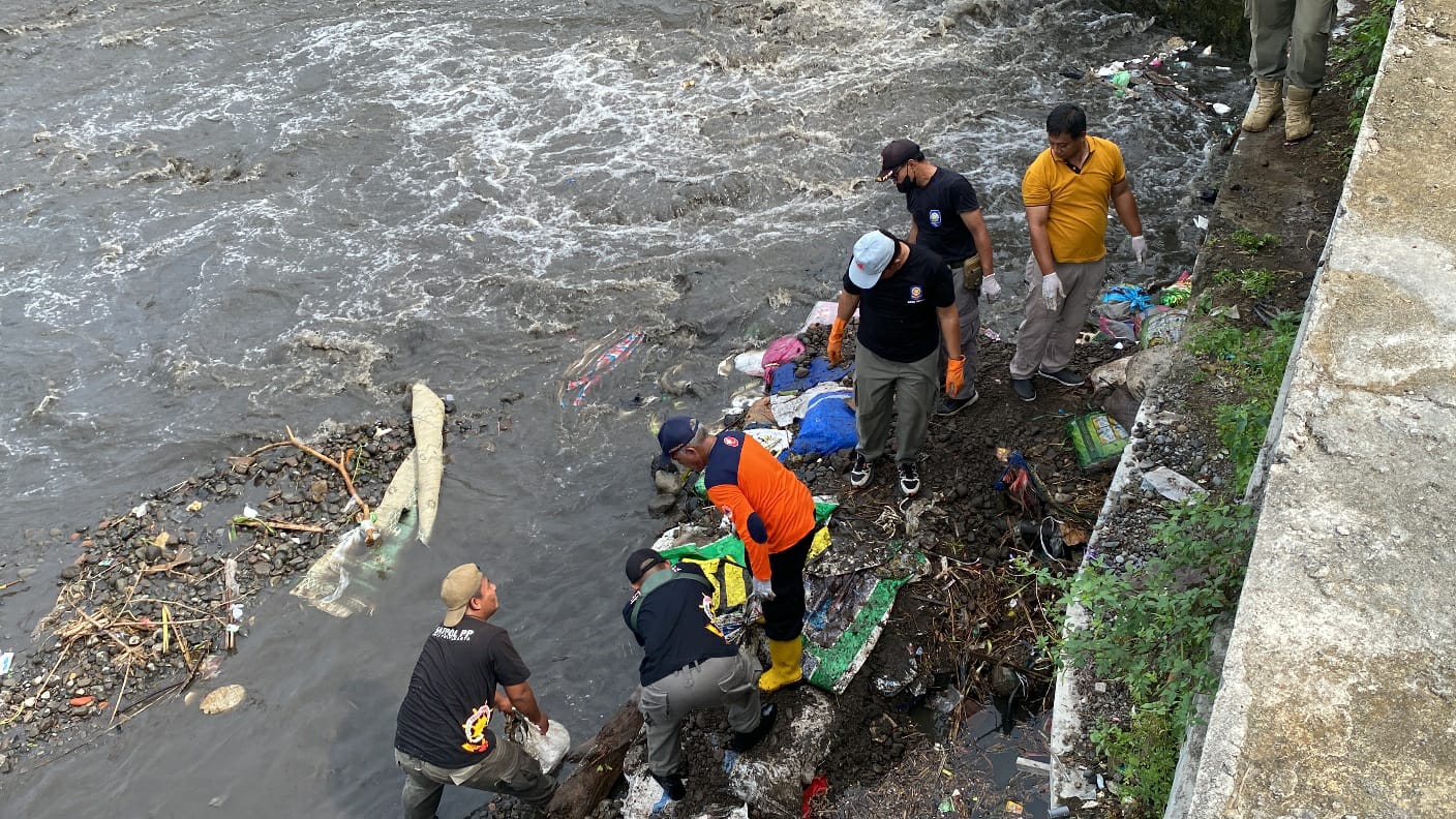 Sungai Code Dibersihkan Lagi, CCTV dan Penerangan Disiagakan