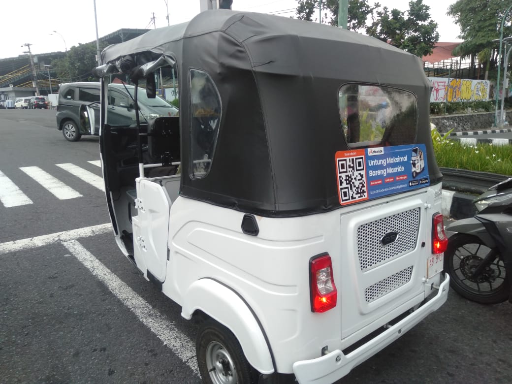 Bajaj Online Belum Berizin di Yogyakarta, Dishub DIY Minta Operasional Dihentikan Sementara