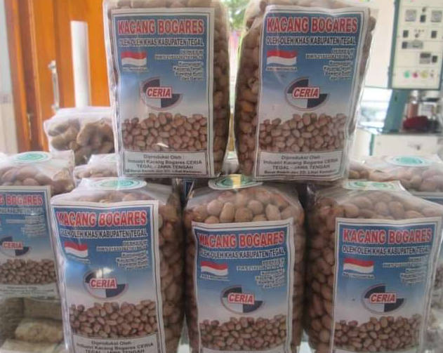 Kacang Bogares, Camilan Kacang  Nomor 1 di Tegal yang Terkenal Enak dan Renyah