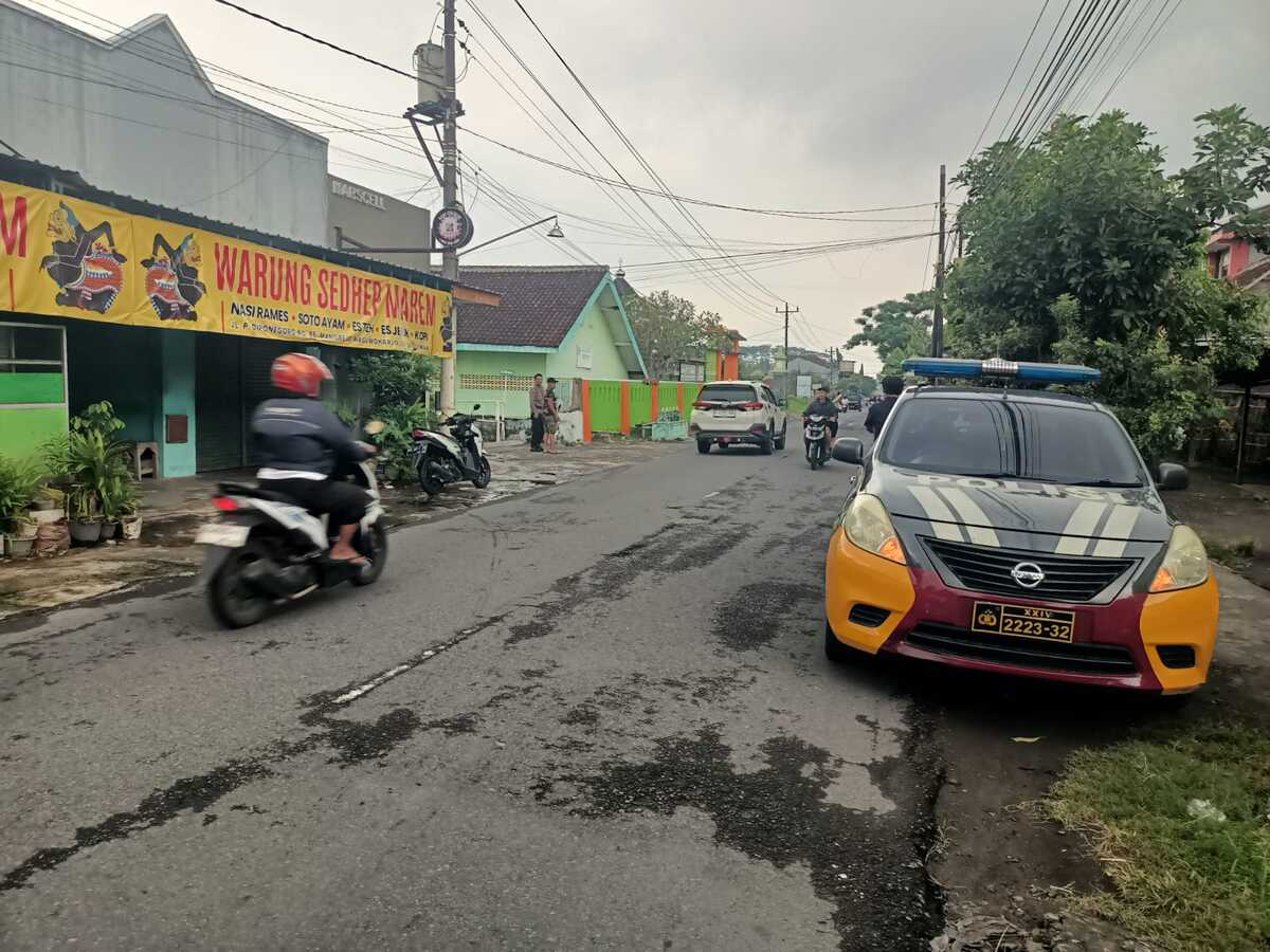 Rekaman Viral Bersimbah Darah di Jalan Diponegoro, Polisi Buru 4 Pelaku Pengeroyokan Dini Hari